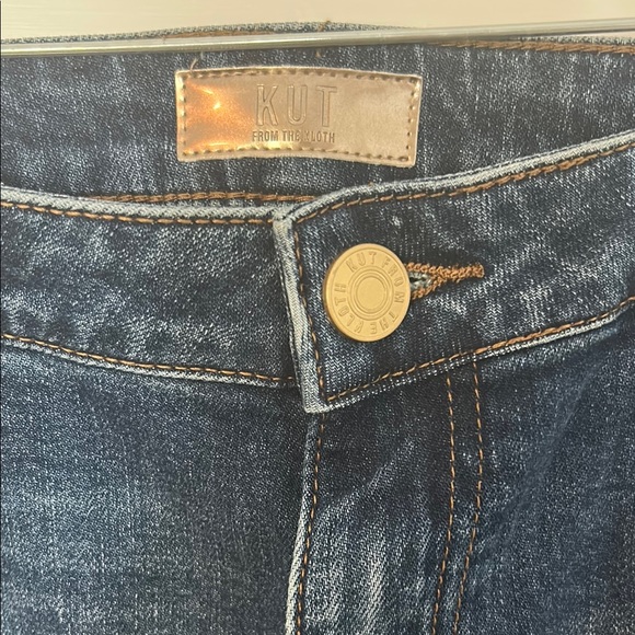 Kut from the Kloth Blue Relaxed Jeans with Lived-In Look - Picture 4 of 14